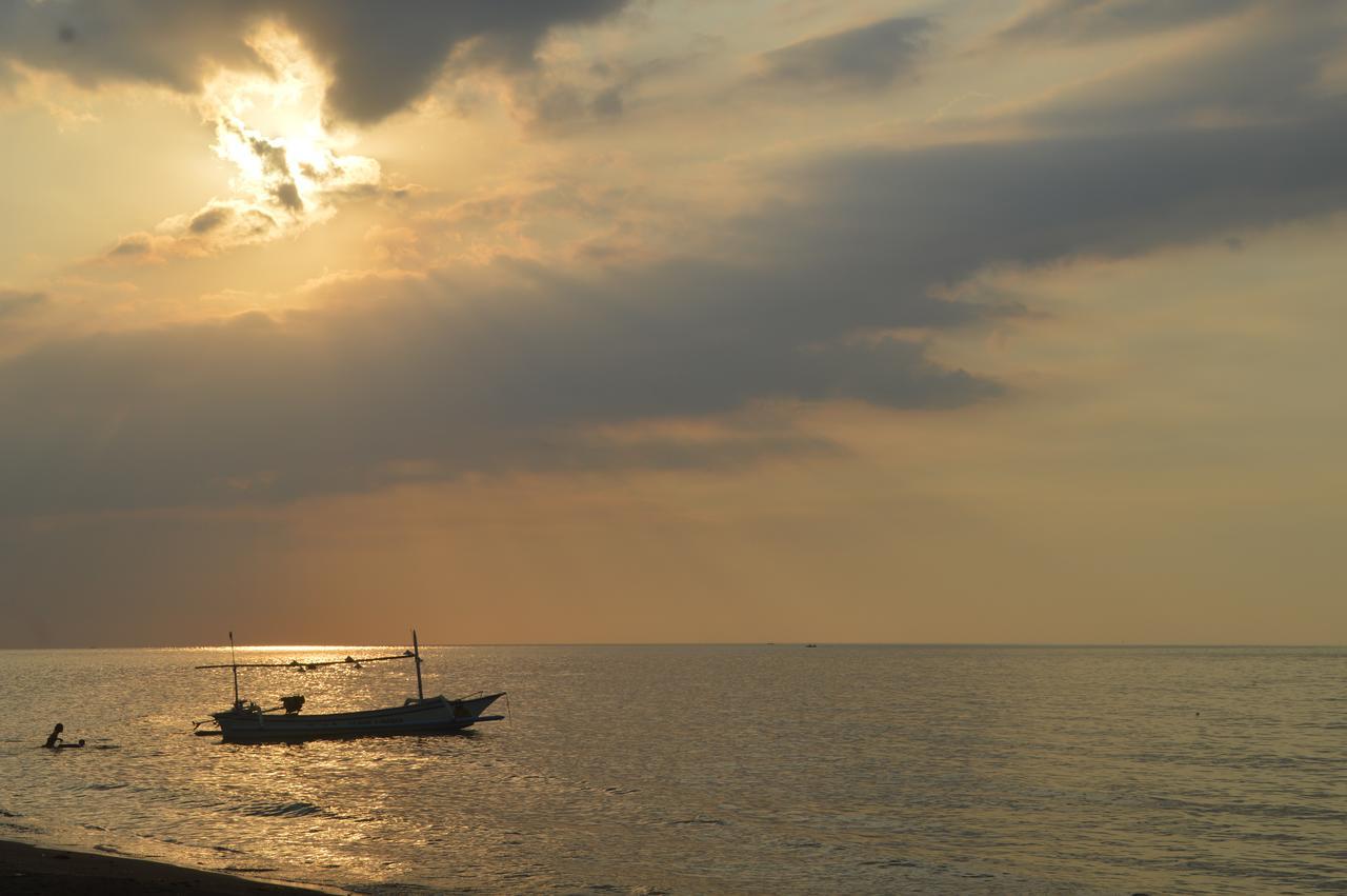 Bagus Beach Resort Lovina بوليلينغْ المظهر الخارجي الصورة