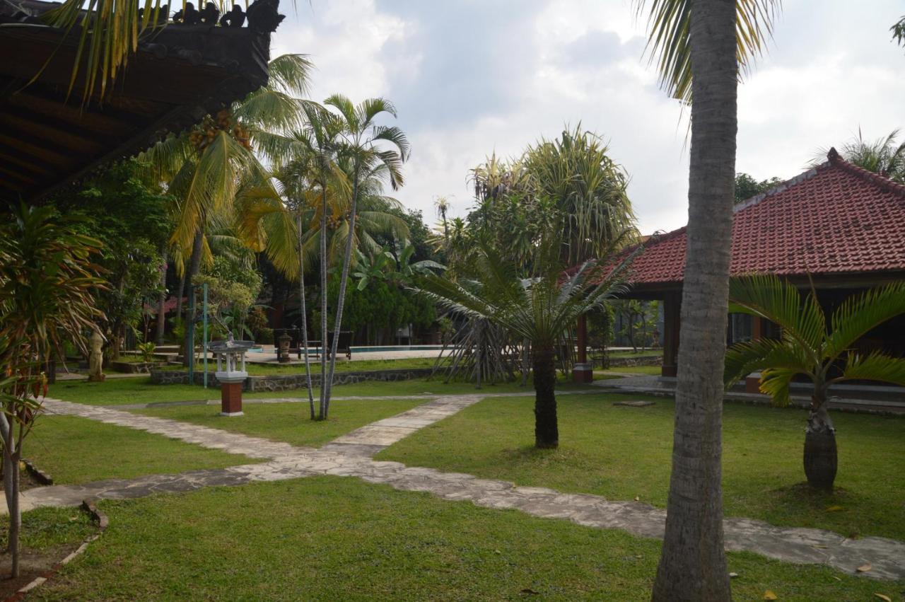 Bagus Beach Resort Lovina بوليلينغْ المظهر الخارجي الصورة