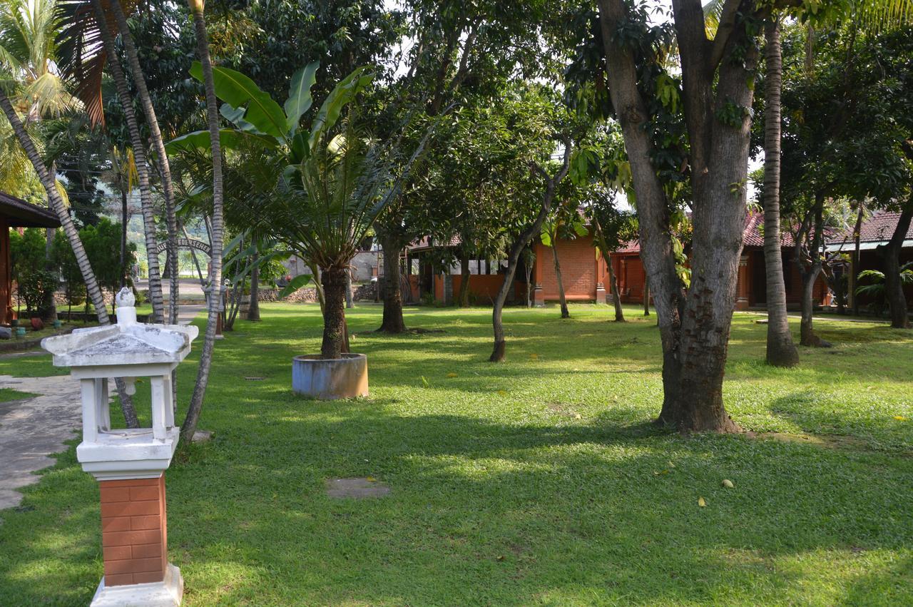 Bagus Beach Resort Lovina بوليلينغْ المظهر الخارجي الصورة
