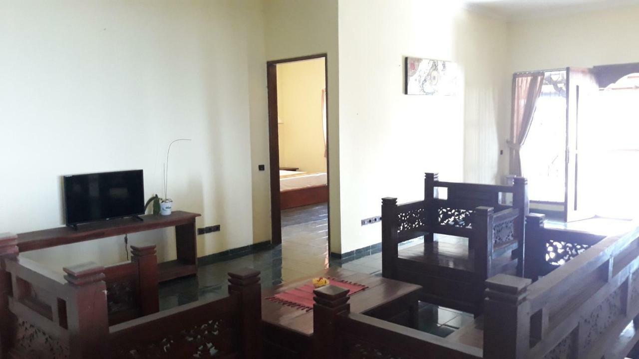 Bagus Beach Resort Lovina بوليلينغْ المظهر الخارجي الصورة