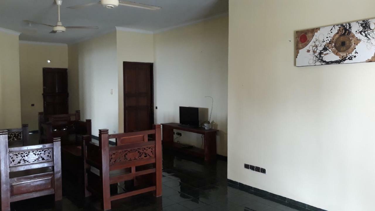 Bagus Beach Resort Lovina بوليلينغْ المظهر الخارجي الصورة